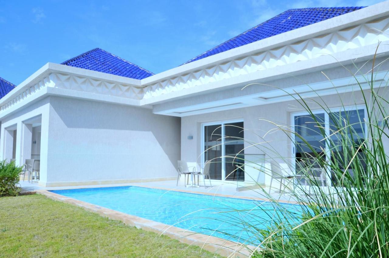 Pickalbatros White Beach Taghazout (Adults Only) Eksteriør billede A villa in Mauritius