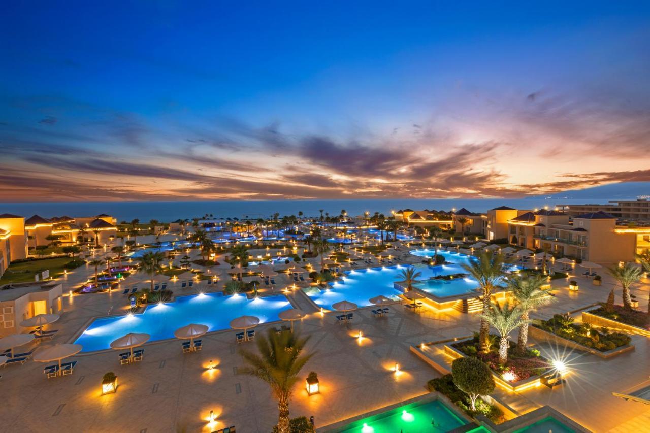 Pickalbatros White Beach Taghazout (Adults Only) Eksteriør billede Sunset at the Iberostar Grand Hotel at Playa del Inglés, Gran Canaria